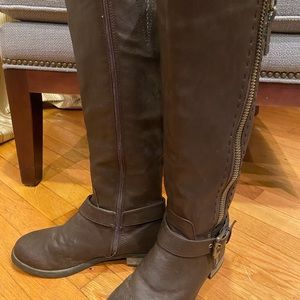 Steve Madden Eastislp brown leather boots
